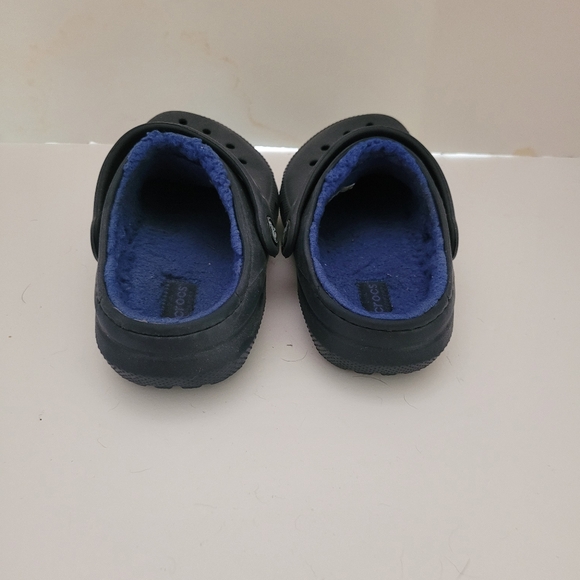 Crocs Clogs - Picture 3 of 6